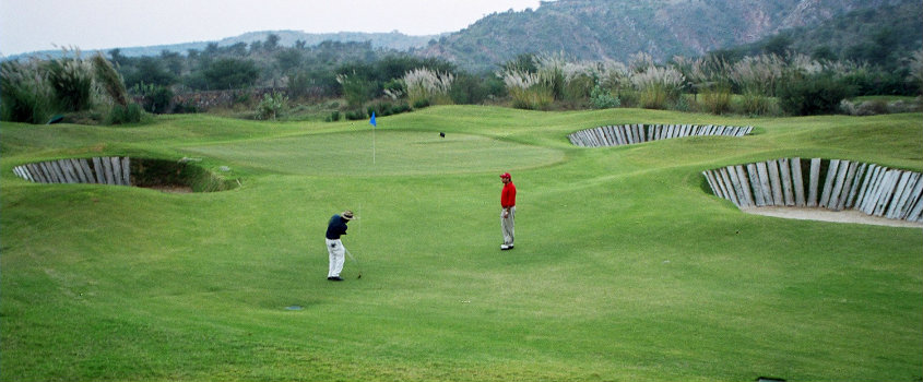 Golden-Greens-Golf-Club