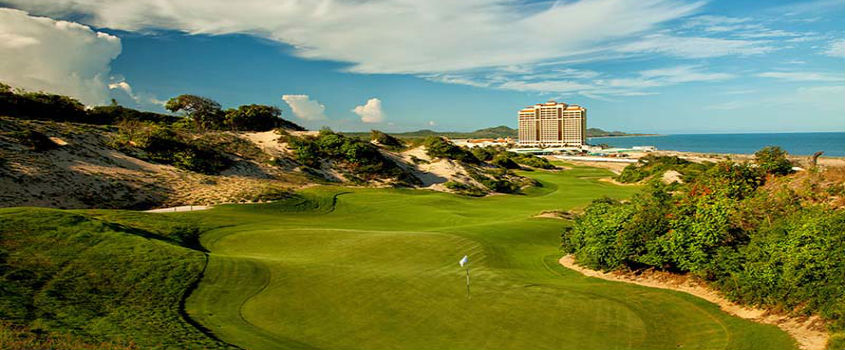 The-Bluffs-Ho-Tram-Strip-Golf-in-Vietnam