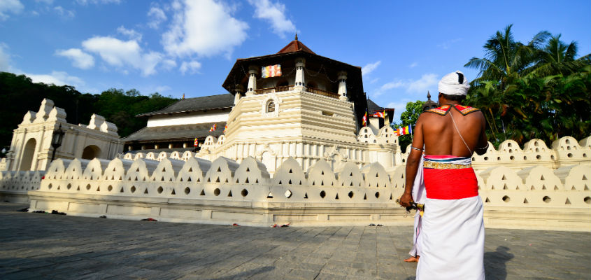 Tooth-Temple-Kandy-Sri-Lanka