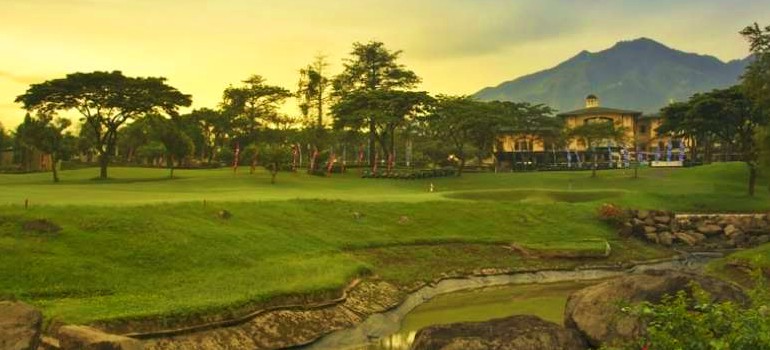 TAMAN DAYU GOLF CLUB, SURABAYA