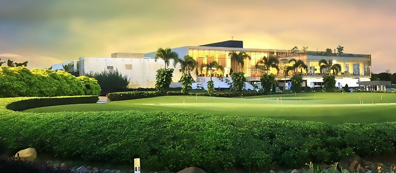 WEST LAKES GOLF & VILLAS, HCMC