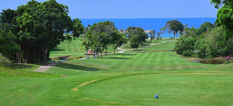 Binton Lagoon Golf Course