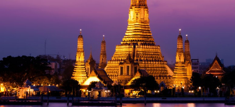 Wat-Arun-2-Bangkok-Thailand