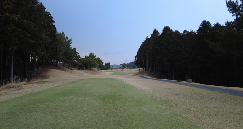 JR Uchino Country Club - Fukuoka Golf Tree-lined fairway at JR Uchino Country Club in Fukuoka, Japan
